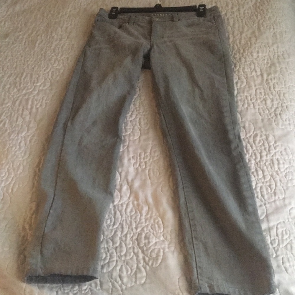 Grey Lowrise Skinny Jeans
